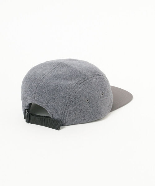 BEAMS(ビームス)の「BEAMS / POLARTEC(R) 5パネル キャップ(キャップ・メンズ・ブラック/グレー・ONE SIZE)」の4枚目の写真