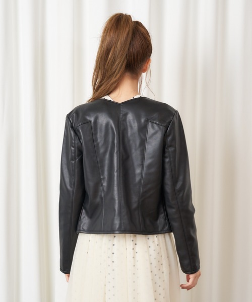 MIIA（ミーア）の「ハートカラージャケット（ノーカラージャケット・レディース・ブラック/ベージュ・FREE）」の6枚目の写真