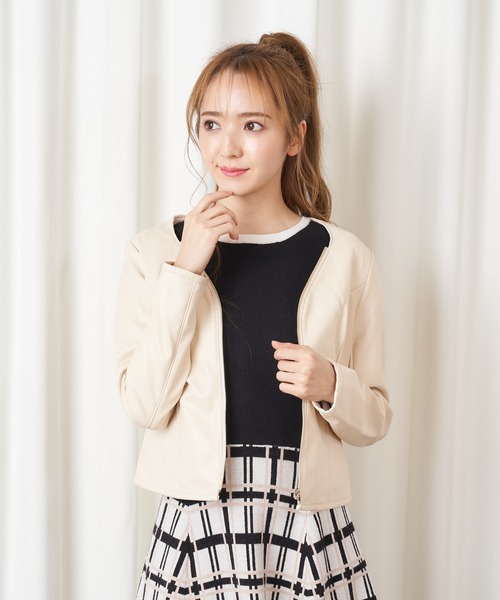 MIIA（ミーア）の「ハートカラージャケット（ノーカラージャケット・レディース・ブラック/ベージュ・FREE）」の14枚目の写真