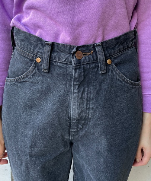 Wrangler（ラングラー）の「【Wrangler/ラングラー】カットオフスリットストレートデニム（デニムパンツ・レディース・ブラック/ブルー・XS/S）」の8枚目の写真