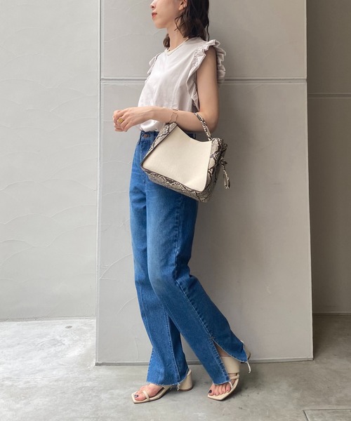 Wrangler（ラングラー）の「【Wrangler/ラングラー】カットオフスリットストレートデニム（デニムパンツ・レディース・ブラック/ブルー・XS/S）」の5枚目の写真