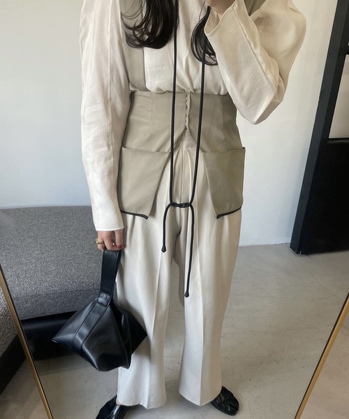 lawgy(ラウジー)の「tuck straight belt set pants / タックストレートベルトセットパンツ(その他パンツ・レディース・ホワイト/ブラック/ブルーグレー・FREE)」の19枚目の写真