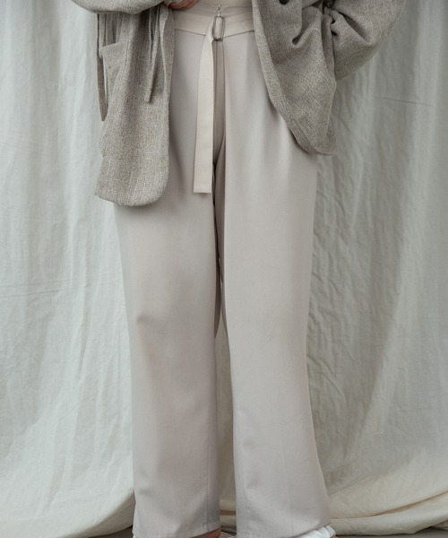 lawgy(ラウジー)の「tuck straight belt set pants / タックストレートベルトセットパンツ(その他パンツ・レディース・ホワイト/ブラック/ブルーグレー・FREE)」の22枚目の写真
