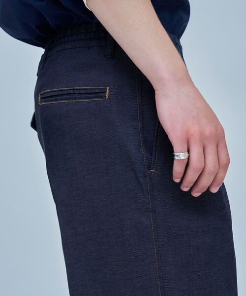 UNITED TOKYO（ユナイテッドトウキョウ）の「スヴィンデニムバルーンPT（デニムパンツ・メンズ・ブラック/インディゴブルー・2/1）」の20枚目の写真