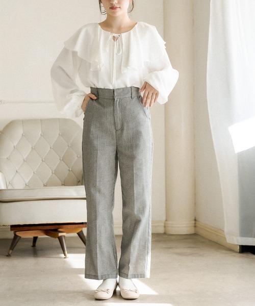 OLIVE des OLIVE（オリーブデオリーブ）の「ケープカラーラッフルブラウス（シャツ/ブラウス・レディース・ブラウン/オフホワイト/ライトベージュ・FREE）」の12枚目の写真