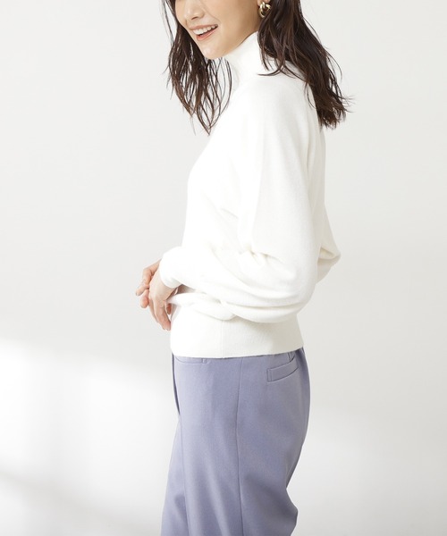 N.(N. Natural Beauty Basic)(エヌエヌナチュラルビューティーベーシック)の「◆パールボタンタートルネックニット(ニット/セーター・レディース・チャコールグレー/ネイビー/オフホワイト/イエロー・MEDIUM)」の15枚目の写真