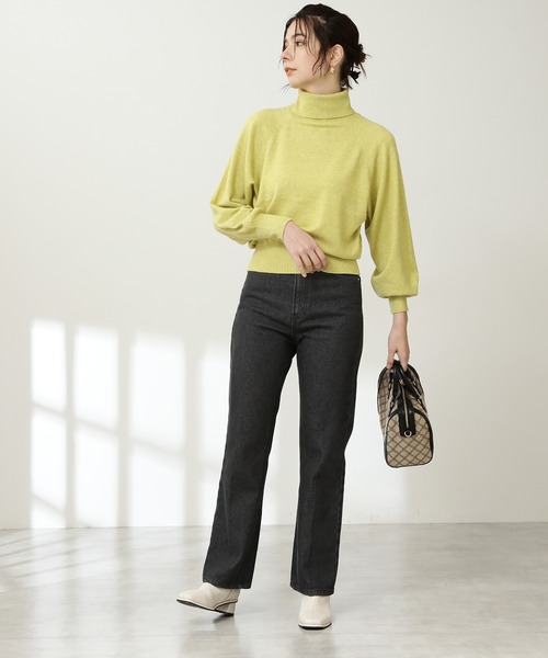 N.(N. Natural Beauty Basic)(エヌエヌナチュラルビューティーベーシック)の「◆パールボタンタートルネックニット(ニット/セーター・レディース・チャコールグレー/ネイビー/オフホワイト/イエロー・MEDIUM)」の13枚目の写真