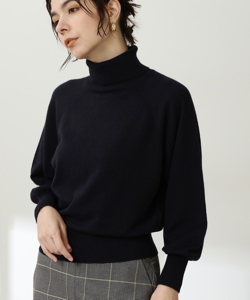 N.(N. Natural Beauty Basic)(エヌエヌナチュラルビューティーベーシック)の「◆パールボタンタートルネックニット(ニット/セーター・レディース・チャコールグレー/ネイビー/オフホワイト/イエロー・MEDIUM)」の12枚目の写真