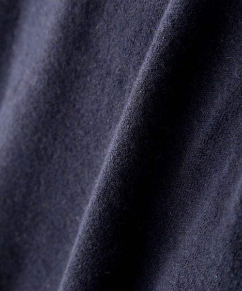 N.(N. Natural Beauty Basic)(エヌエヌナチュラルビューティーベーシック)の「◆パールボタンタートルネックニット(ニット/セーター・レディース・チャコールグレー/ネイビー/オフホワイト/イエロー・MEDIUM)」の22枚目の写真