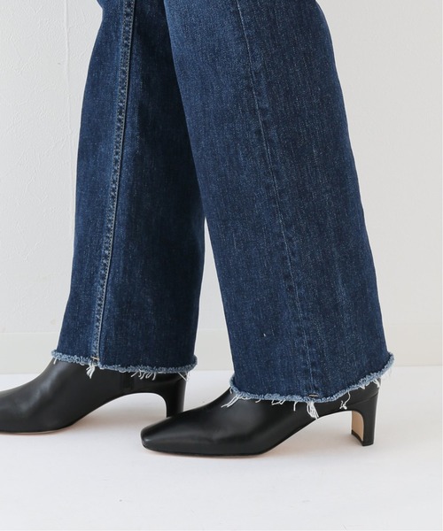 FRAMeWORK（フレームワーク）の「DENIM ストレートフレアパンツ◆（その他パンツ・レディース・ホワイト/ネイビー・38/40/36）」の4枚目の写真