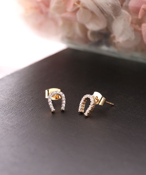 Manon's Selection(マノンズセレクション)の「馬蹄モチーフキャッチピアス(ピアス(両耳用)・レディース・ゴールド/シルバー・ONE SIZE)」の10枚目の写真