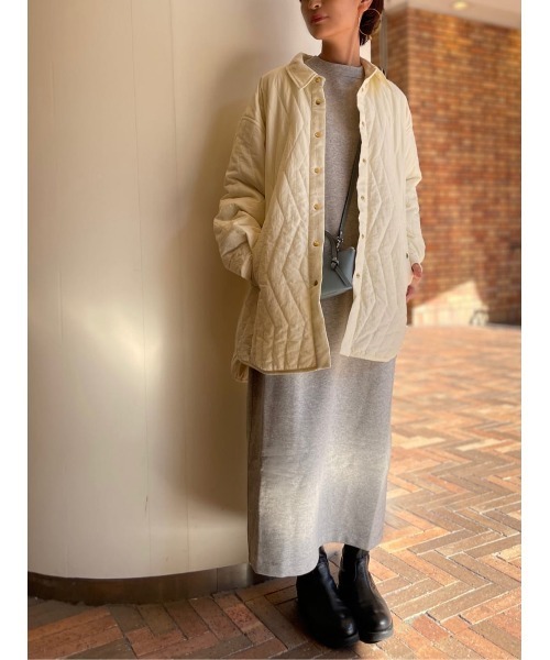 BEARDSLEY(ビアズリー)の「軽くてあたたかい ストールとあわせて人気 キルトCPOジャケット(ブルゾン・レディース・ブラック/アイボリー・FREE)」の3枚目の写真