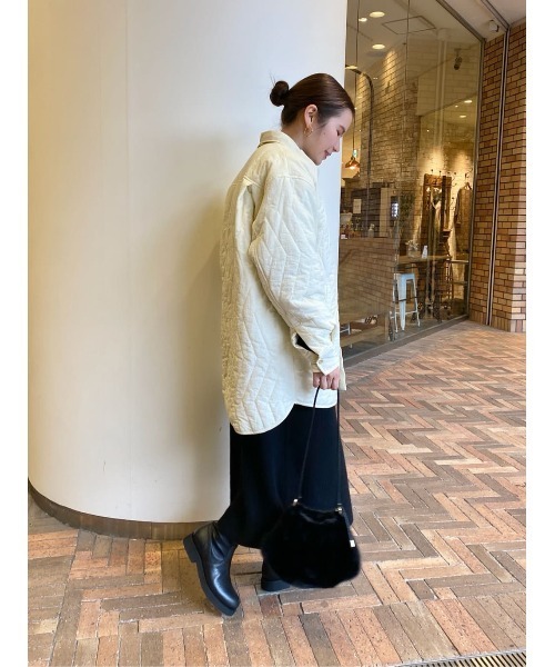 BEARDSLEY(ビアズリー)の「軽くてあたたかい ストールとあわせて人気 キルトCPOジャケット(ブルゾン・レディース・ブラック/アイボリー・FREE)」の15枚目の写真