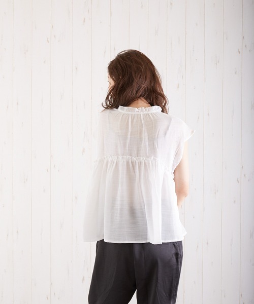 VIBGYOR（ヴィブジョー）の「スラブガーゼフレンチスリーブギャザーBL(AS)（シャツ/ブラウス・レディース・ホワイト/ラベンダー/グリーン/グレイッシュベージュ・FREE）」の20枚目の写真