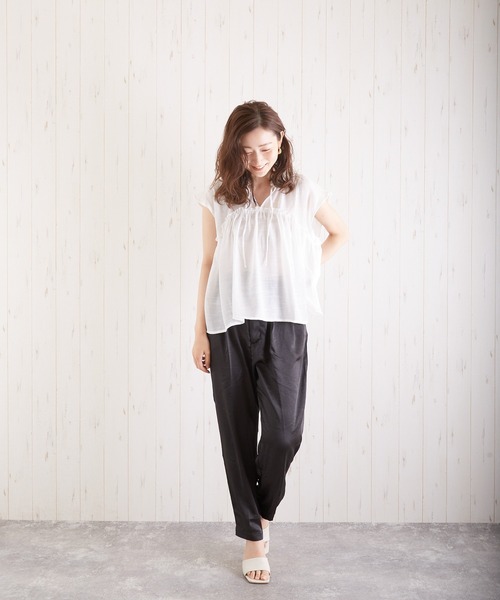 VIBGYOR（ヴィブジョー）の「スラブガーゼフレンチスリーブギャザーBL(AS)（シャツ/ブラウス・レディース・ホワイト/ラベンダー/グリーン/グレイッシュベージュ・FREE）」の16枚目の写真
