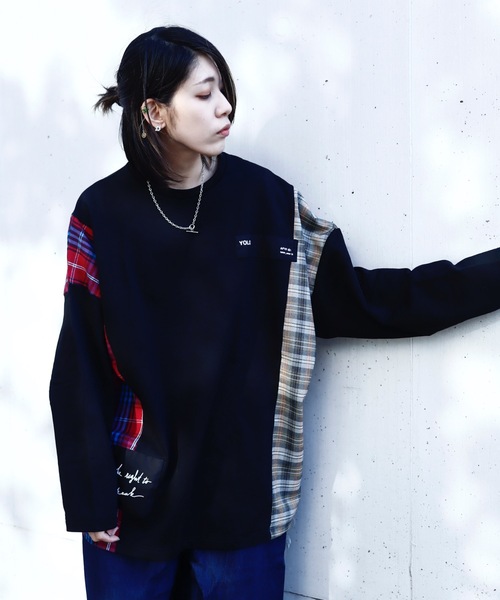 AFYF(エーエフワイエフ)の「裏毛SIDE CHECK SWEAT/ビッグシルエット 裏毛 サイドチェックスウェット/トレーナー(スウェット・メンズ・その他/その他1/その他2・FREE)」の2枚目の写真