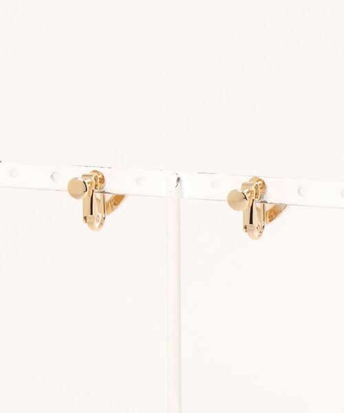 flower（フラワー）の「ジェムハートイヤリング（イヤリング・レディース・ゴールド・FREE）」の3枚目の写真