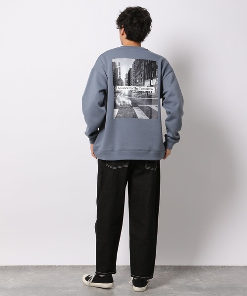 LAKOLE（ラコレ）の「裏起毛フォトプリントプルオーバー / 261473（スウェット・メンズ・ホワイト/ブラック/ブルー・MEDIUM/LARGE）」の12枚目の写真