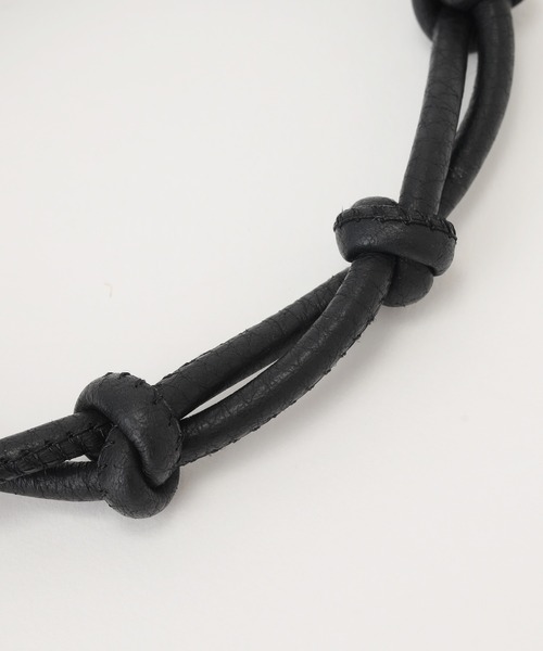 Beau're（ヴュレ）の「【全機種対応】牛革 2way スマホストラップ 2本組（スマホグッズ・レディース・ブラック/ベージュ/ホワイト/グレー/シルバー・フリー）」の16枚目の写真