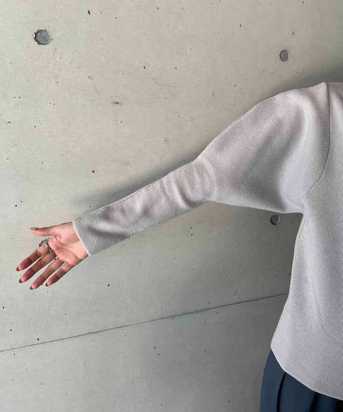 CAPRICIEUX LE'MAGE（カプリシューレマージュ）の「バナナ2重織プルオーバー（ニット/セーター・レディース・ブラック/グレー/オフホワイト・FREE）」の8枚目の写真