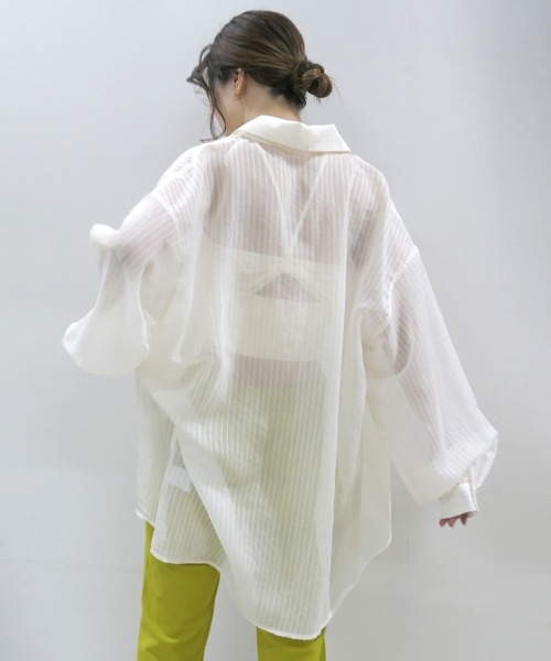 CORNERS（コーナーズ）の「シアーストライプオーバーサイズシャツ（シャツ/ブラウス・レディース・アイボリー/ブラック/ライム/ピンク・M）」の10枚目の写真