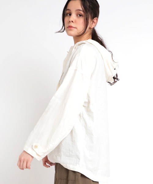 RNA-N(アールエヌエーエヌ)の「J2017 リネンアノラック(Tシャツ/カットソー・レディース・オフホワイト/グレー/グリーン・MEDIUM)」の9枚目の写真