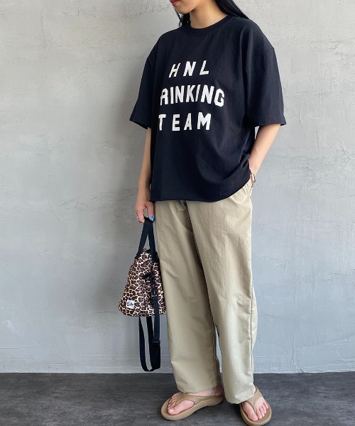 FUNG（ファング）の「[FUNG/ファング] DRINKING カットオフプリントTシャツ（Tシャツ/カットソー・レディース・ホワイト/ブラック・L）」の4枚目の写真