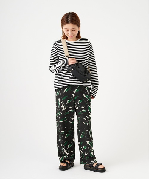 AULENTTI（オウレンティ）の「《WEB限定追加2》【AULENTTI/オウレンティ】レザーショルダーバッグ（ショルダーバッグ・レディース・ブラック・FREE）」の5枚目の写真