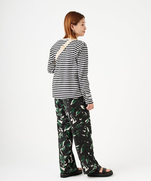 AULENTTI（オウレンティ）の「《WEB限定追加2》【AULENTTI/オウレンティ】レザーショルダーバッグ（ショルダーバッグ・レディース・ブラック・FREE）」の8枚目の写真