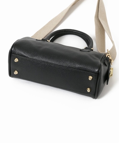 AULENTTI（オウレンティ）の「《WEB限定追加2》【AULENTTI/オウレンティ】レザーショルダーバッグ（ショルダーバッグ・レディース・ブラック・FREE）」の9枚目の写真