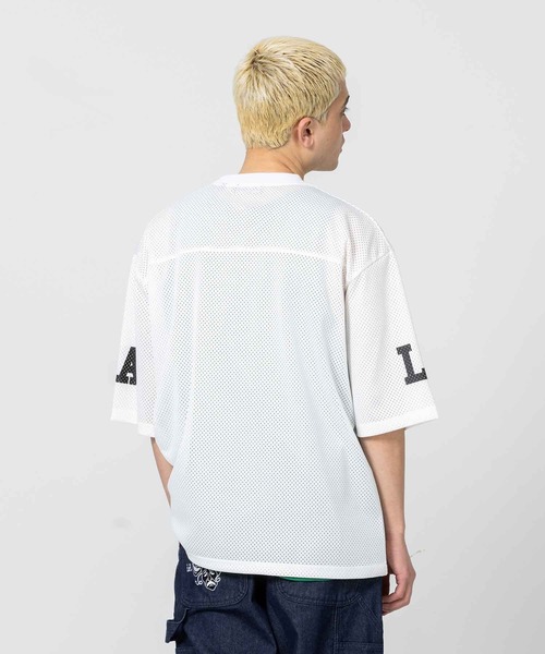 XLARGE(エクストララージ)の「NUMBERING FOOTBALL TEE(Tシャツ/カットソー・メンズ・ホワイト/マルチ/ブラック・M/XL/L/S)」の5枚目の写真