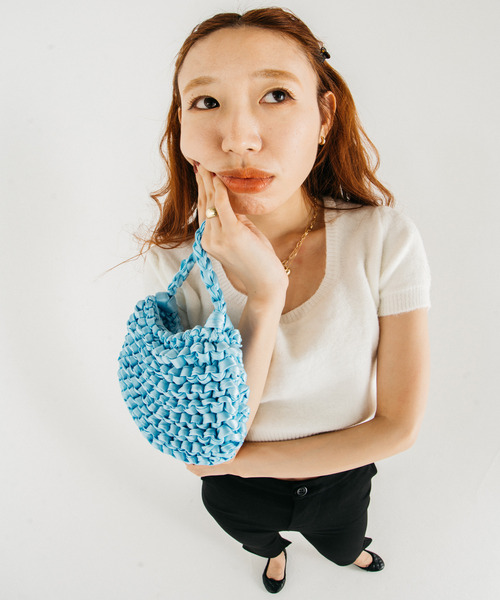 GIMME GIMME(ギミーギミー)の「【GIMME GIMME】Ribbon knitting mini bag gima22s003(ハンドバッグ・レディース・オレンジ/ライトグリーン/ライトブルー/ブラック・FREE)」の17枚目の写真