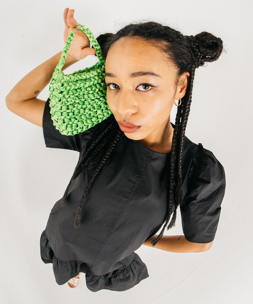 GIMME GIMME(ギミーギミー)の「【GIMME GIMME】Ribbon knitting mini bag gima22s003(ハンドバッグ・レディース・オレンジ/ライトグリーン/ライトブルー/ブラック・FREE)」の5枚目の写真