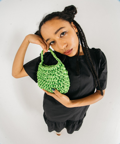 GIMME GIMME(ギミーギミー)の「【GIMME GIMME】Ribbon knitting mini bag gima22s003(ハンドバッグ・レディース・オレンジ/ライトグリーン/ライトブルー/ブラック・FREE)」の10枚目の写真