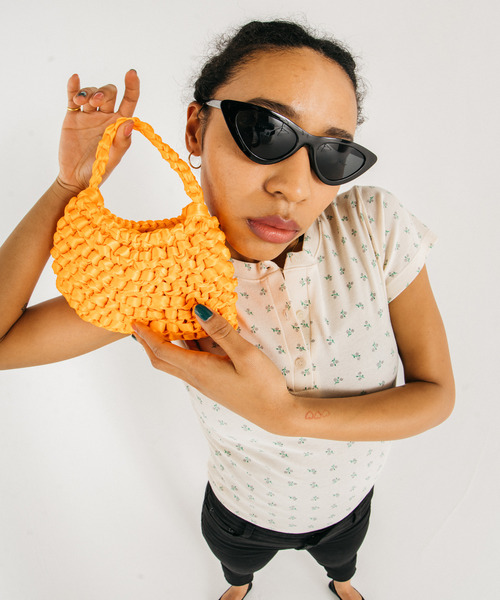 GIMME GIMME(ギミーギミー)の「【GIMME GIMME】Ribbon knitting mini bag gima22s003(ハンドバッグ・レディース・オレンジ/ライトグリーン/ライトブルー/ブラック・FREE)」の13枚目の写真