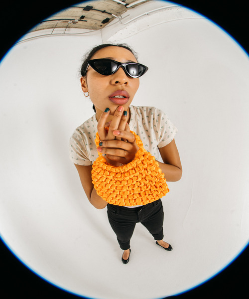 GIMME GIMME(ギミーギミー)の「【GIMME GIMME】Ribbon knitting mini bag gima22s003(ハンドバッグ・レディース・オレンジ/ライトグリーン/ライトブルー/ブラック・FREE)」の14枚目の写真