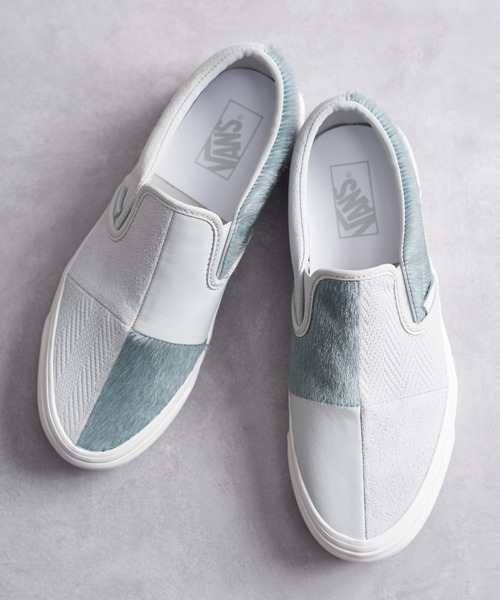 And A(アンドエー)の「VANS ヴァンズ / CLASSIC SLIP-ON 98 DX PW クラシックスリッポン レザー配色切り替えハラコ ローカットスニーカー / VN0A5KREB0P(スリッポン・レディース・ライトグレー・23.5cm/24.5cm/24cm/23cm)」の7枚目の写真