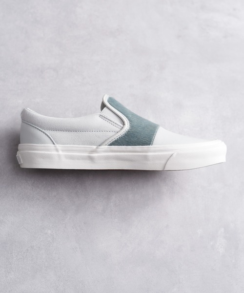 And A(アンドエー)の「VANS ヴァンズ / CLASSIC SLIP-ON 98 DX PW クラシックスリッポン レザー配色切り替えハラコ ローカットスニーカー / VN0A5KREB0P(スリッポン・レディース・ライトグレー・23.5cm/24.5cm/24cm/23cm)」の9枚目の写真