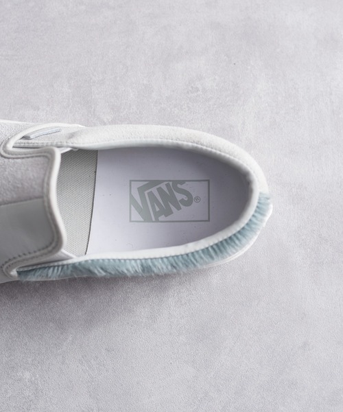 And A(アンドエー)の「VANS ヴァンズ / CLASSIC SLIP-ON 98 DX PW クラシックスリッポン レザー配色切り替えハラコ ローカットスニーカー / VN0A5KREB0P(スリッポン・レディース・ライトグレー・23.5cm/24.5cm/24cm/23cm)」の15枚目の写真