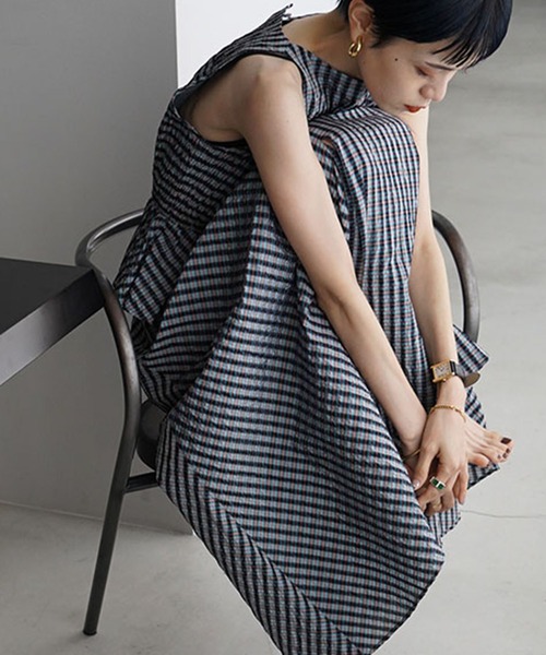 MECRE（メクル）の「シャーリングチェックワンピース（ワンピース・レディース・イエロー/ブルー・S/M）」の10枚目の写真