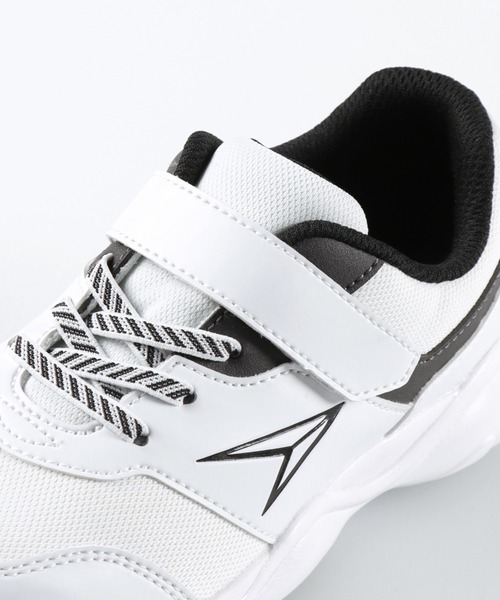 瞬足（シュンソク）の「【瞬足】別注コラボスニーカー（スニーカー・キッズ・ネイビー/オフホワイト/ブラック・19cm/21cm/17cm/16cm/20cm/18cm）」の11枚目の写真