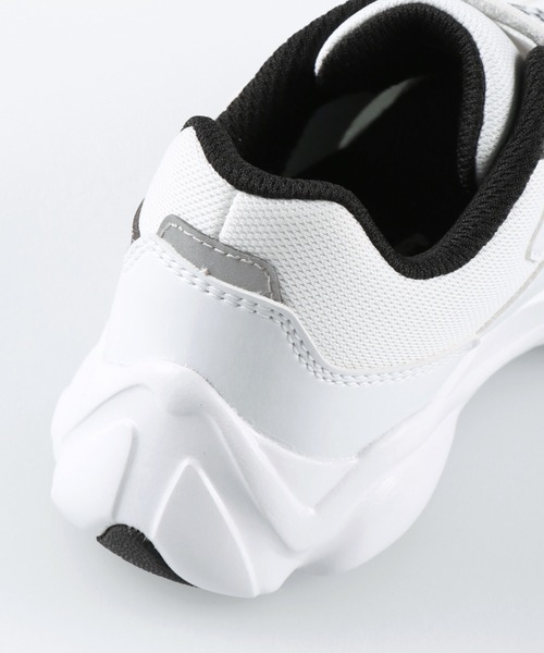 瞬足（シュンソク）の「【瞬足】別注コラボスニーカー（スニーカー・キッズ・ネイビー/オフホワイト/ブラック・19cm/21cm/17cm/16cm/20cm/18cm）」の12枚目の写真