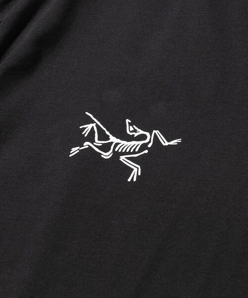 ARC'TERYX（アークテリクス）の「ARC’TERYX/アークテリクス SPLIT S/S T-SHIRT/スプリット Tシャツ（Tシャツ/カットソー・メンズ・ブラック/ブラウン/ホワイト/インディゴブルー/オリーブ・MEDIUM/LARGE/X-LARGE/3/XX-LARGE/#18）」の9枚目の写真