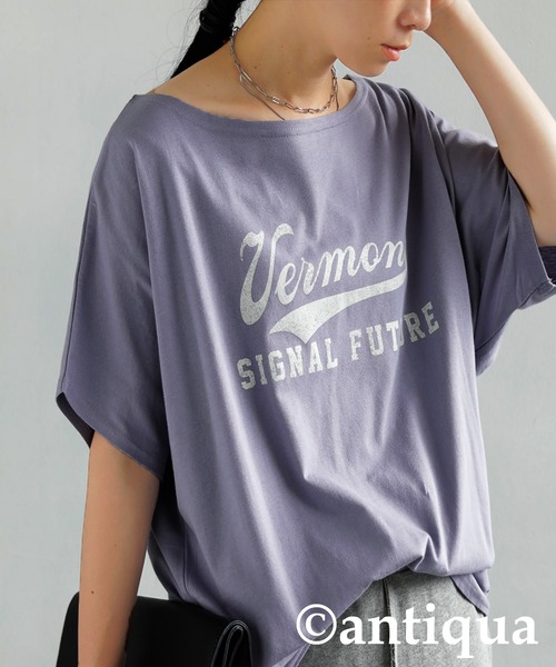 antiqua(アンティカ)の「『迷わずイロチ買い。』カレッジロゴデザインドルマンT(Tシャツ/カットソー・レディース・ホワイト系その他/ブラック系その他/ブラウン系その他/グリーン系その他/ブルー系その他/パープル系その他/ピンク系その他/グリーン系その他2/グリーン系その他3/ピンク系その他2・FREE)」の7枚目の写真