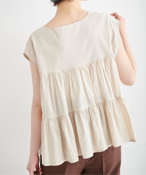 FREE'S MART（フリーズマート）の「◆Vネックティアードフレンチスリーブブラウス（シャツ/ブラウス・レディース・ブラック/ベージュ/パープル・FREE）」の8枚目の写真