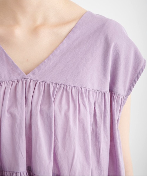 FREE'S MART（フリーズマート）の「◆Vネックティアードフレンチスリーブブラウス（シャツ/ブラウス・レディース・ブラック/ベージュ/パープル・FREE）」の10枚目の写真