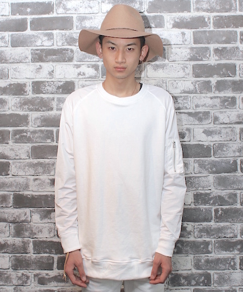 MYE-DO'(マイ・ドゥ)の「MA-1スリーブ クルースウェット(スウェット・メンズ・ホワイト/ブラック・SMALL/MEDIUM)」の15枚目の写真