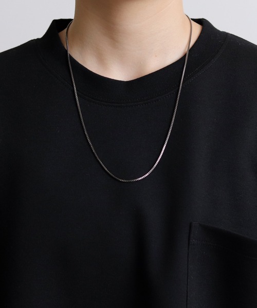 Confirm（コンファーム）の「トップ付き モチーフ チャーム シルバーチェーンネックレス【Confirm】（ネックレス・メンズ・E/A/I/B/J/D/L/G/F/C/K/H/M/N/O/Q/P/R・FREE）」の9枚目の写真