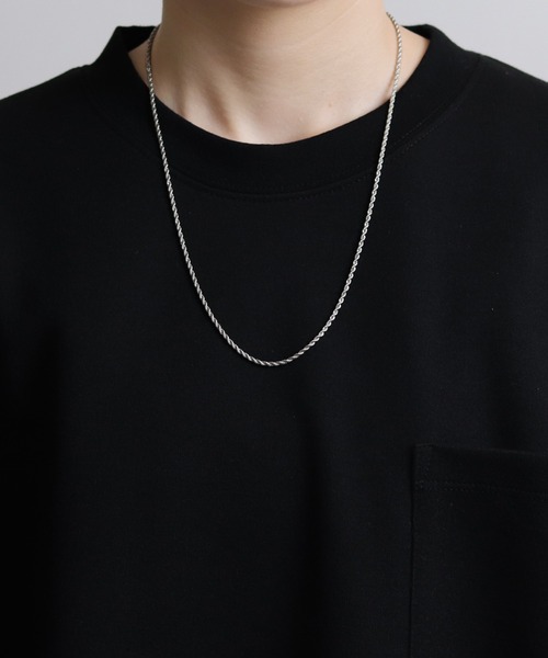 Confirm（コンファーム）の「トップ付き モチーフ チャーム シルバーチェーンネックレス【Confirm】（ネックレス・メンズ・E/A/I/B/J/D/L/G/F/C/K/H/M/N/O/Q/P/R・FREE）」の12枚目の写真