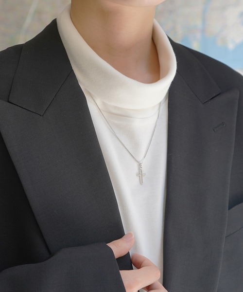 Confirm（コンファーム）の「トップ付き モチーフ チャーム シルバーチェーンネックレス【Confirm】（ネックレス・メンズ・E/A/I/B/J/D/L/G/F/C/K/H/M/N/O/Q/P/R・FREE）」の17枚目の写真